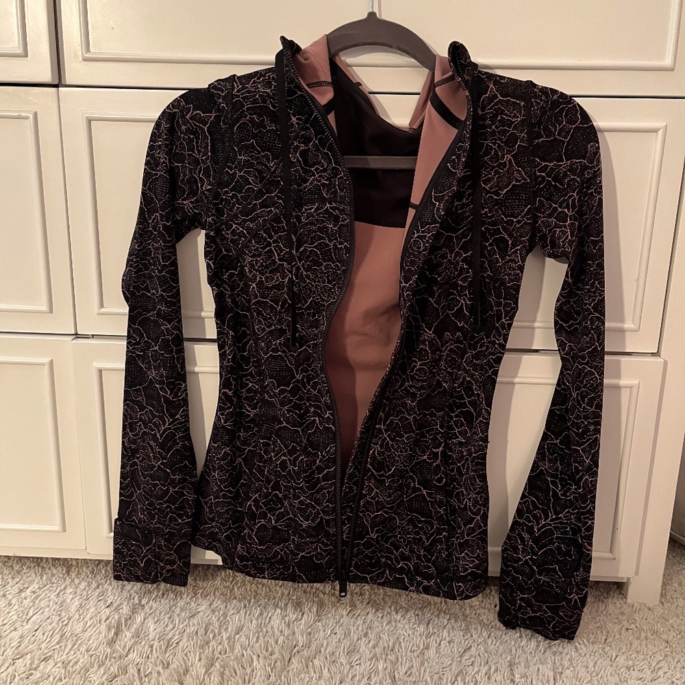 LuLu Lemon Zip Up
